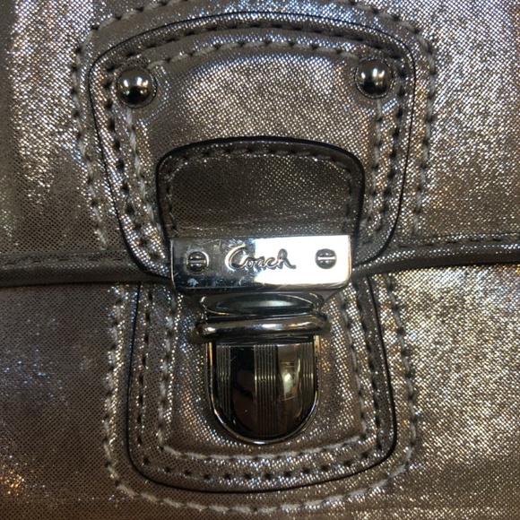 Coach Crossbody Metallic Hangtag Included Early 2000s - Picture 6 of 15